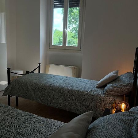 Casa Polly 2 - Ampio E Comodo Appartamento A Voghera Dış mekan fotoğraf